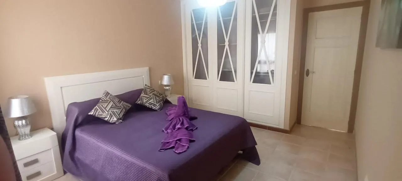 Beautiful, Spacious Villa, Heated Pool, Sleeps Eight, With Quality Furnishings Caleta De Fuste Spanje