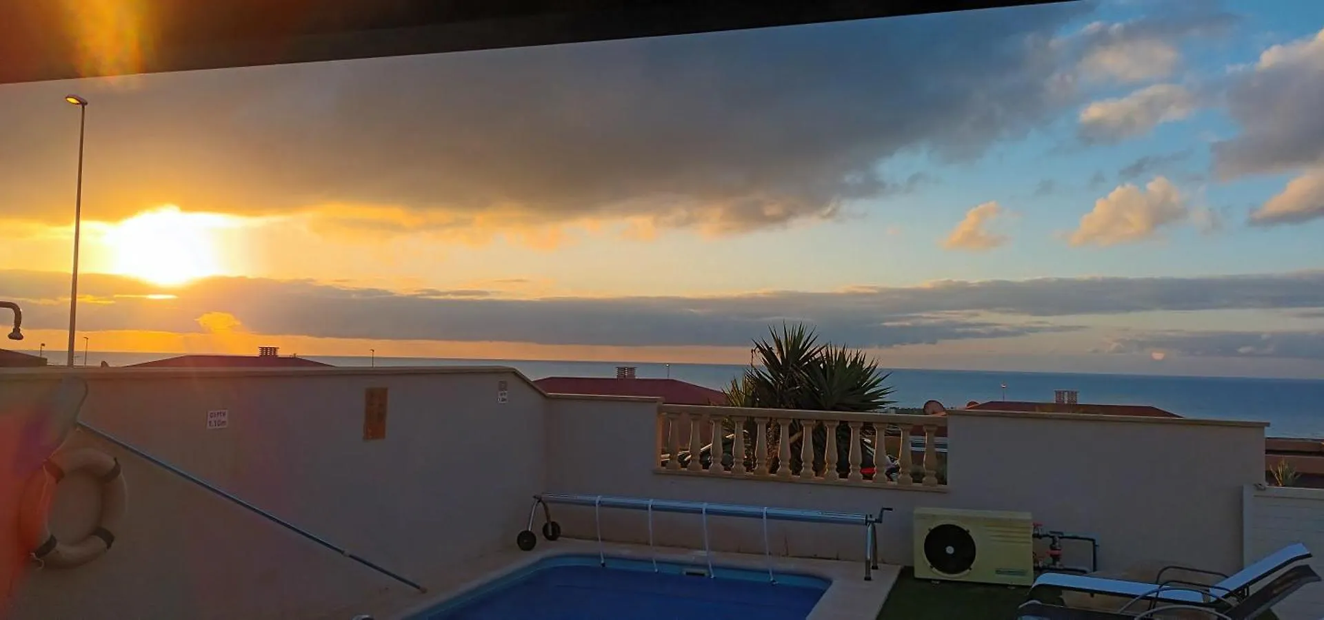 Beautiful, Spacious Villa, Heated Pool, Sleeps Eight, With Quality Furnishings Caleta De Fuste